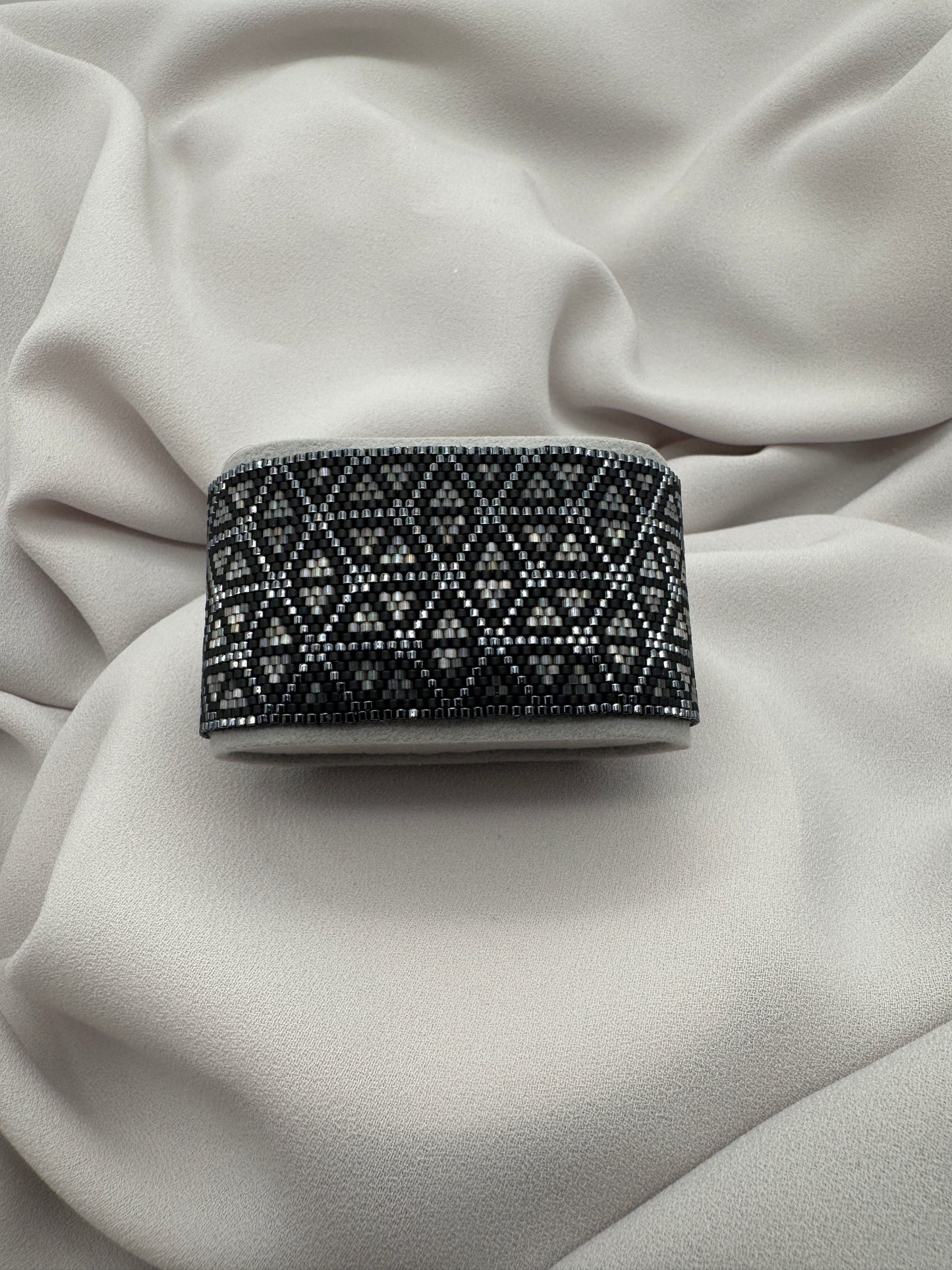 Miyuki Dark Passion Satin Bracelet Pattern (PDF file)