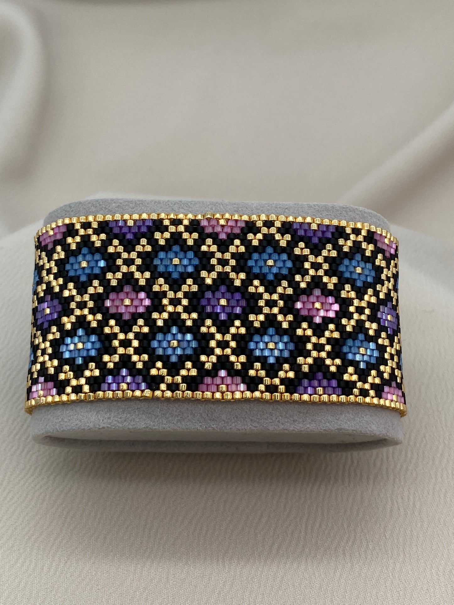 Sparkling Miyuki beaded bracelet for pattern diy
