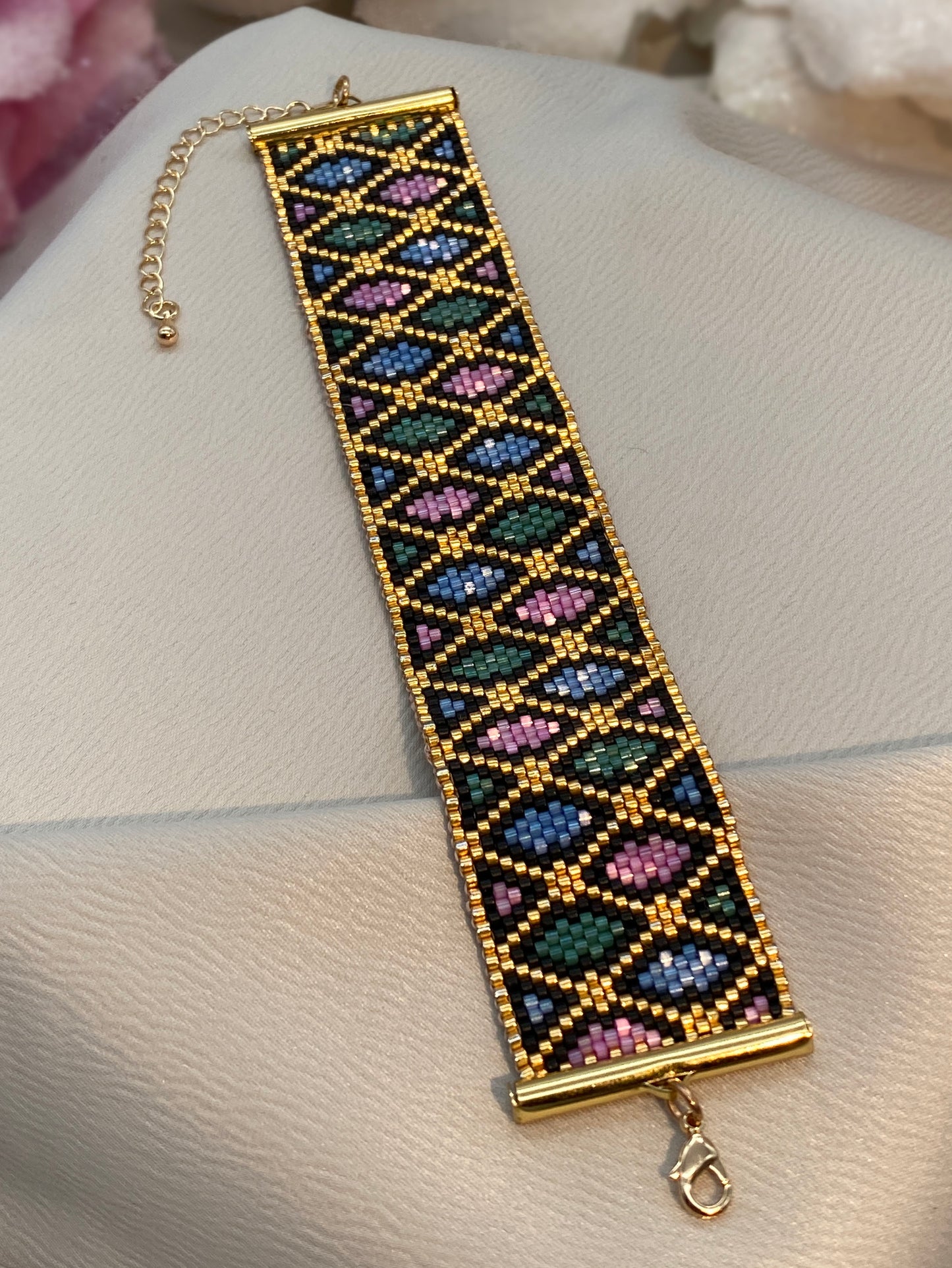 Miyuki Multicolor Satin Bracelet Pattern (PDF file)