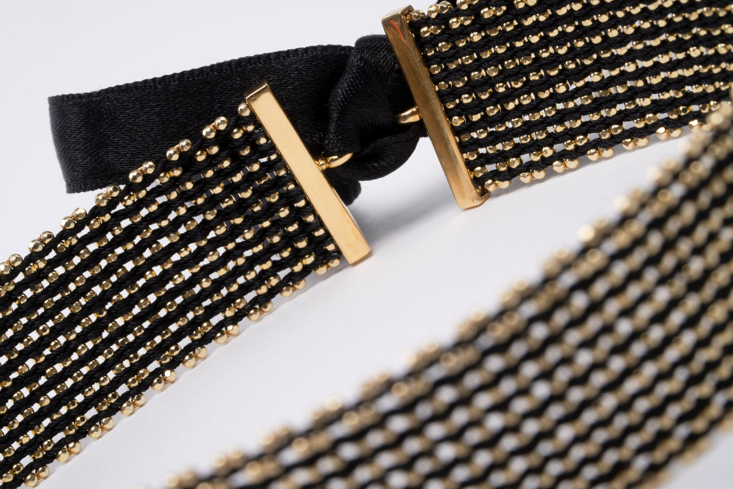 Collar “Texture” - Black & Yellow Gold plated