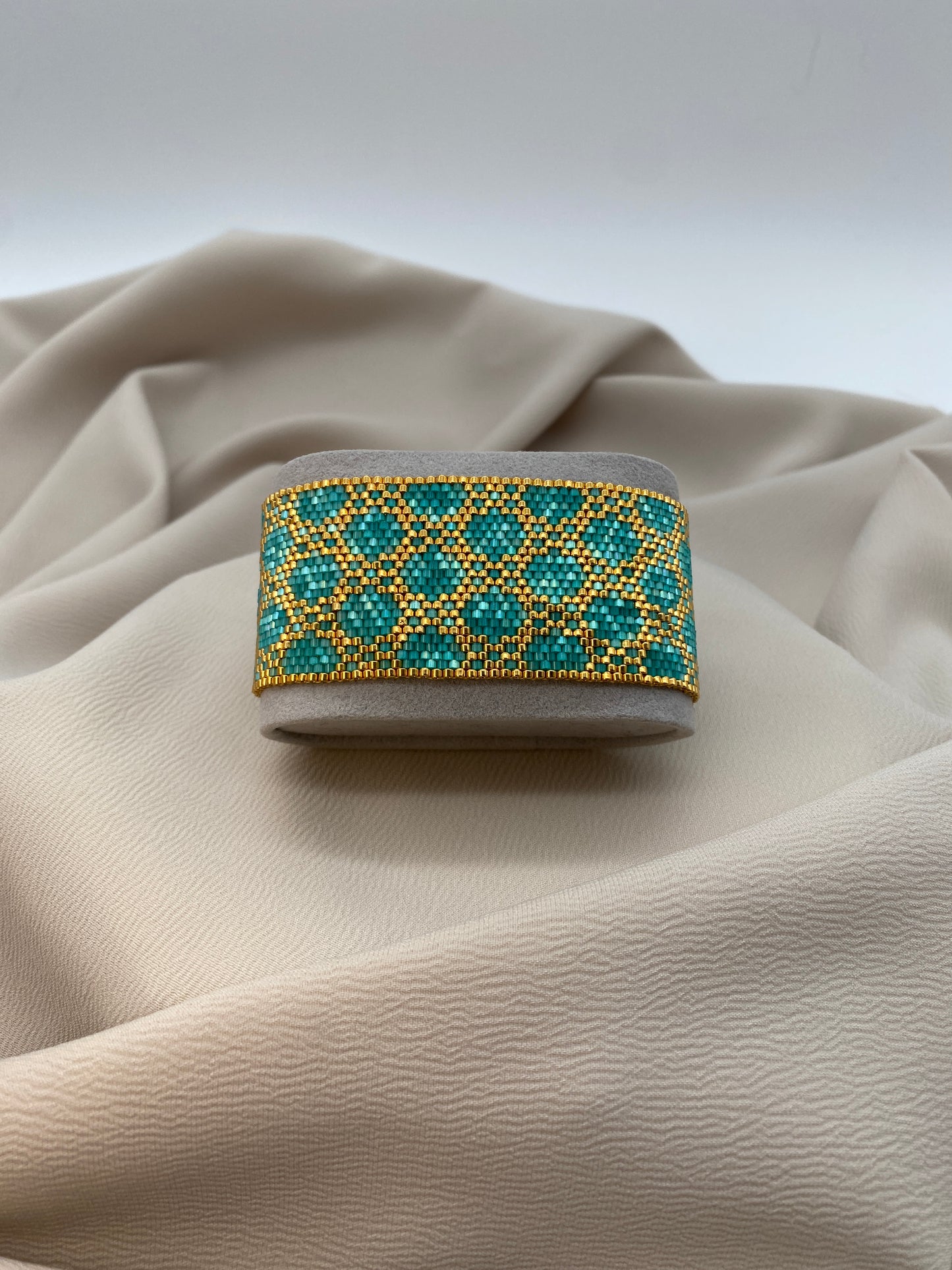 Miyuki Gold Turquoise Satin Bracelet Pattern (PDF file)