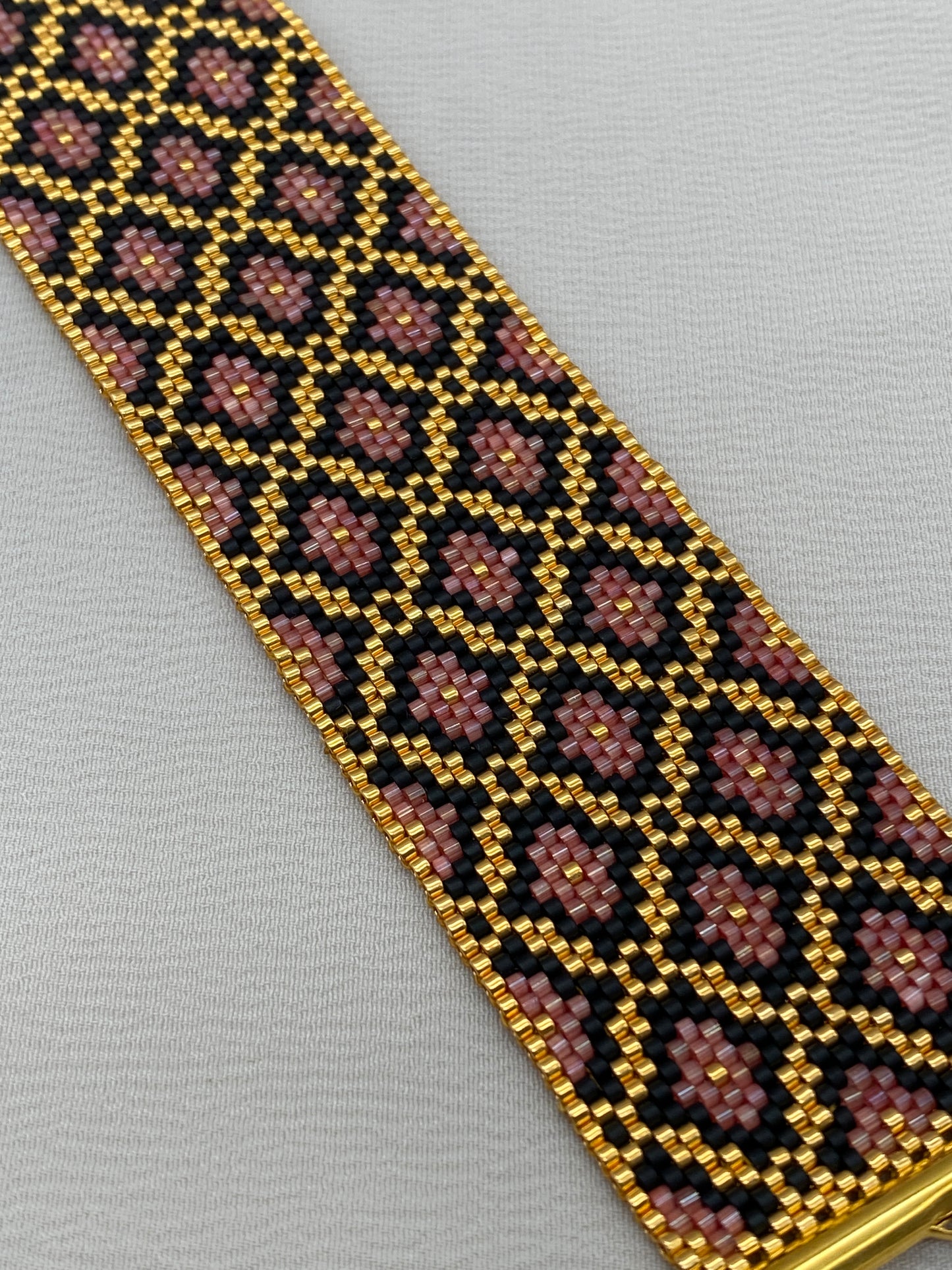 Miyuki Baroque Red Satin Bracelet Pattern (PDF file)