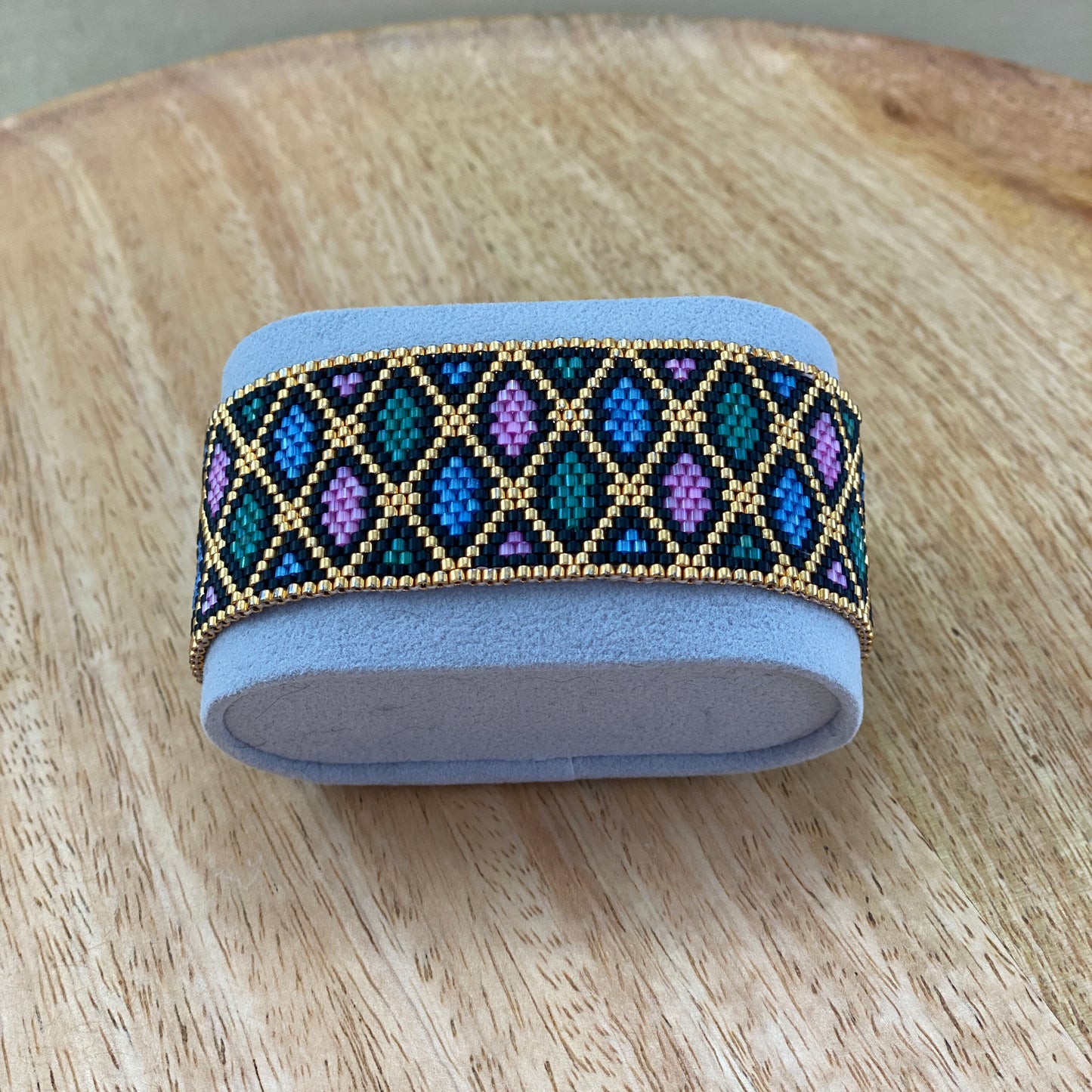 Miyuki Multicolor Satin Bracelet Pattern (PDF file)