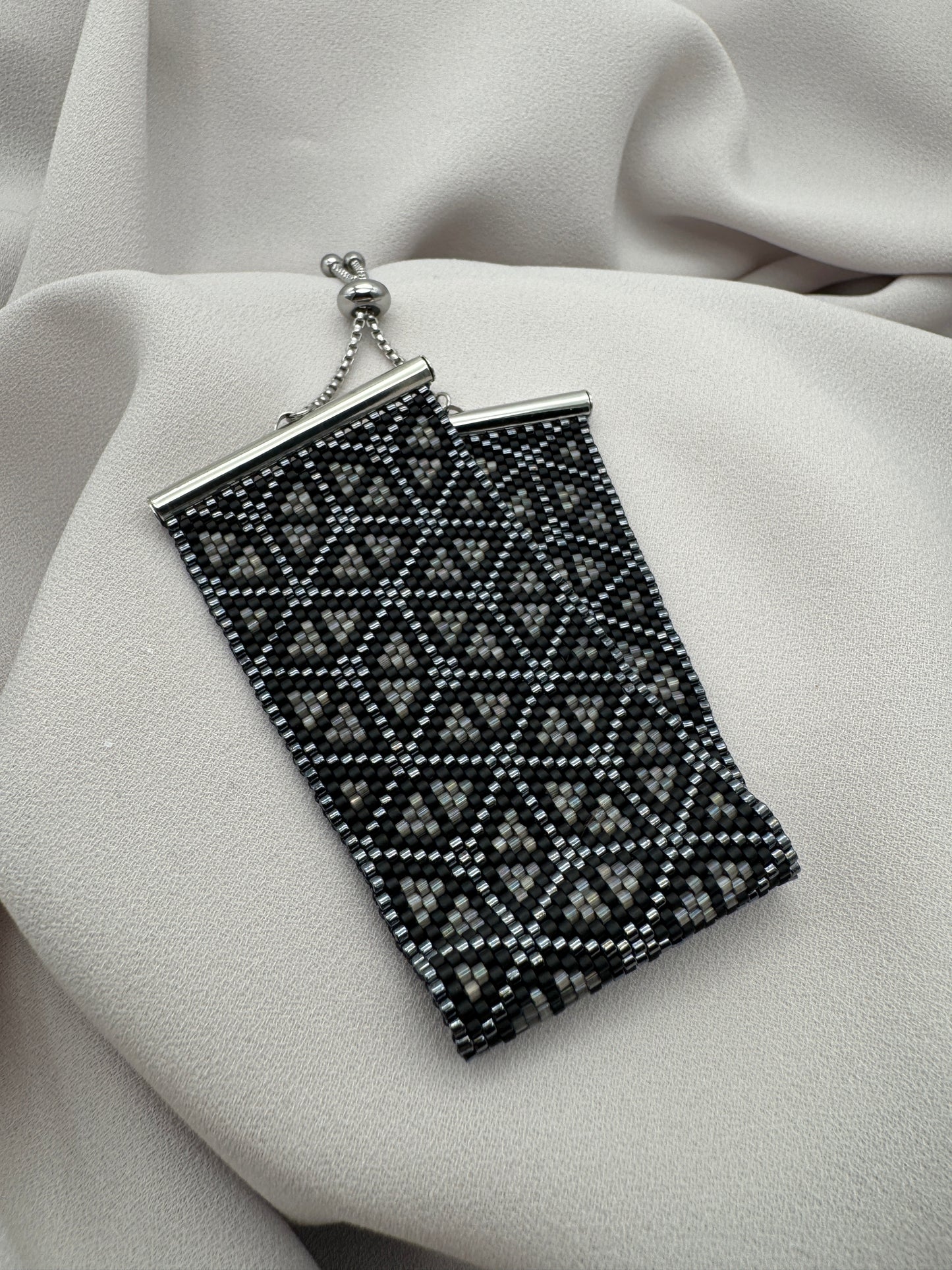 Miyuki Dark Passion Satin Bracelet Pattern (PDF file)