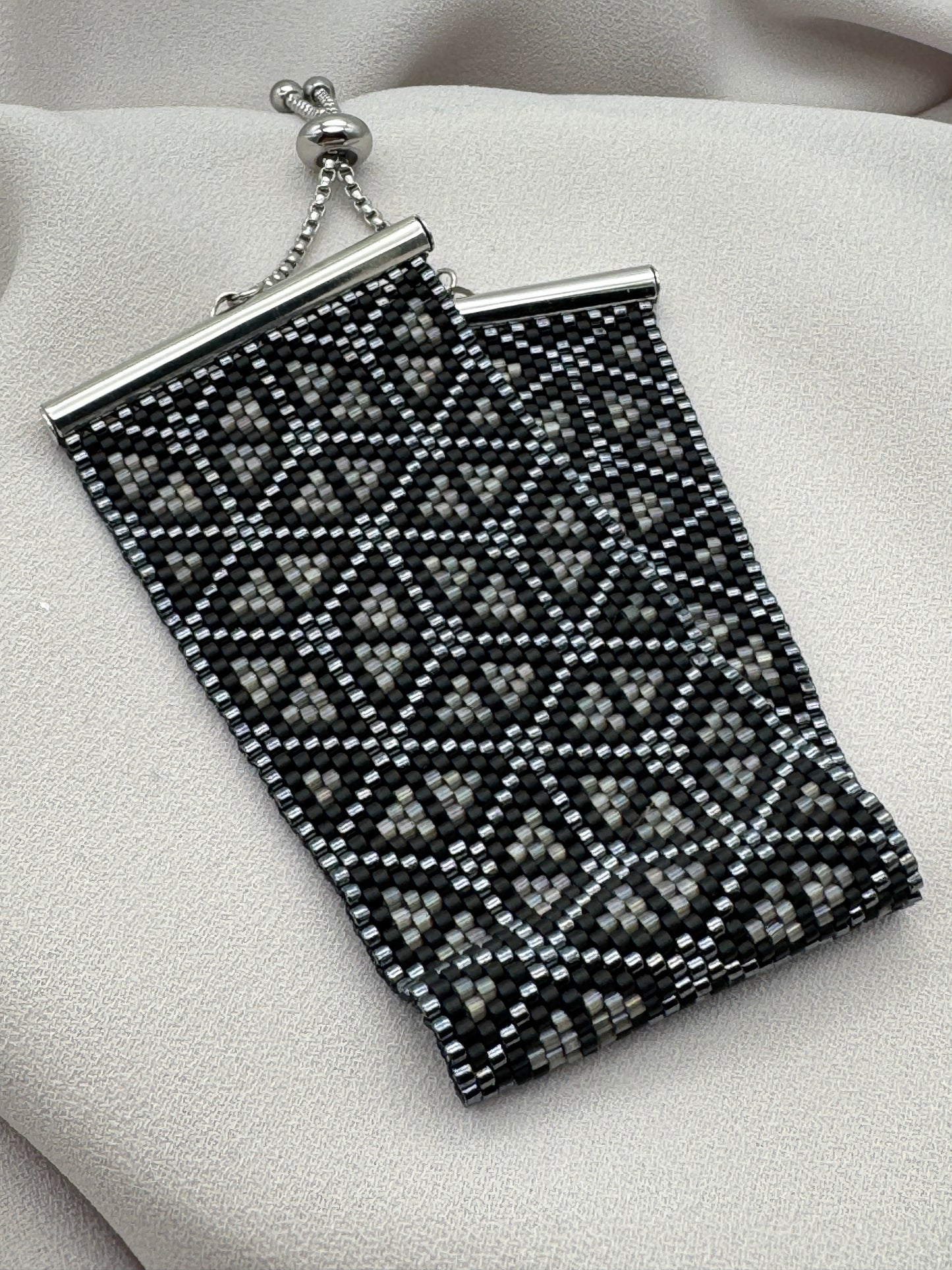 Miyuki Dark Passion Satin Bracelet Pattern (PDF file)