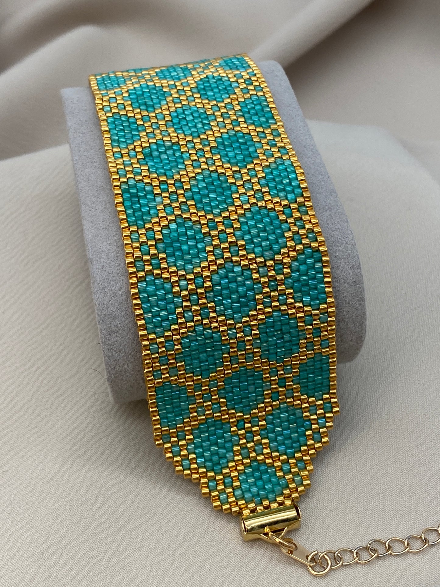 Miyuki Gold Turquoise Satin Bracelet Pattern (PDF file)