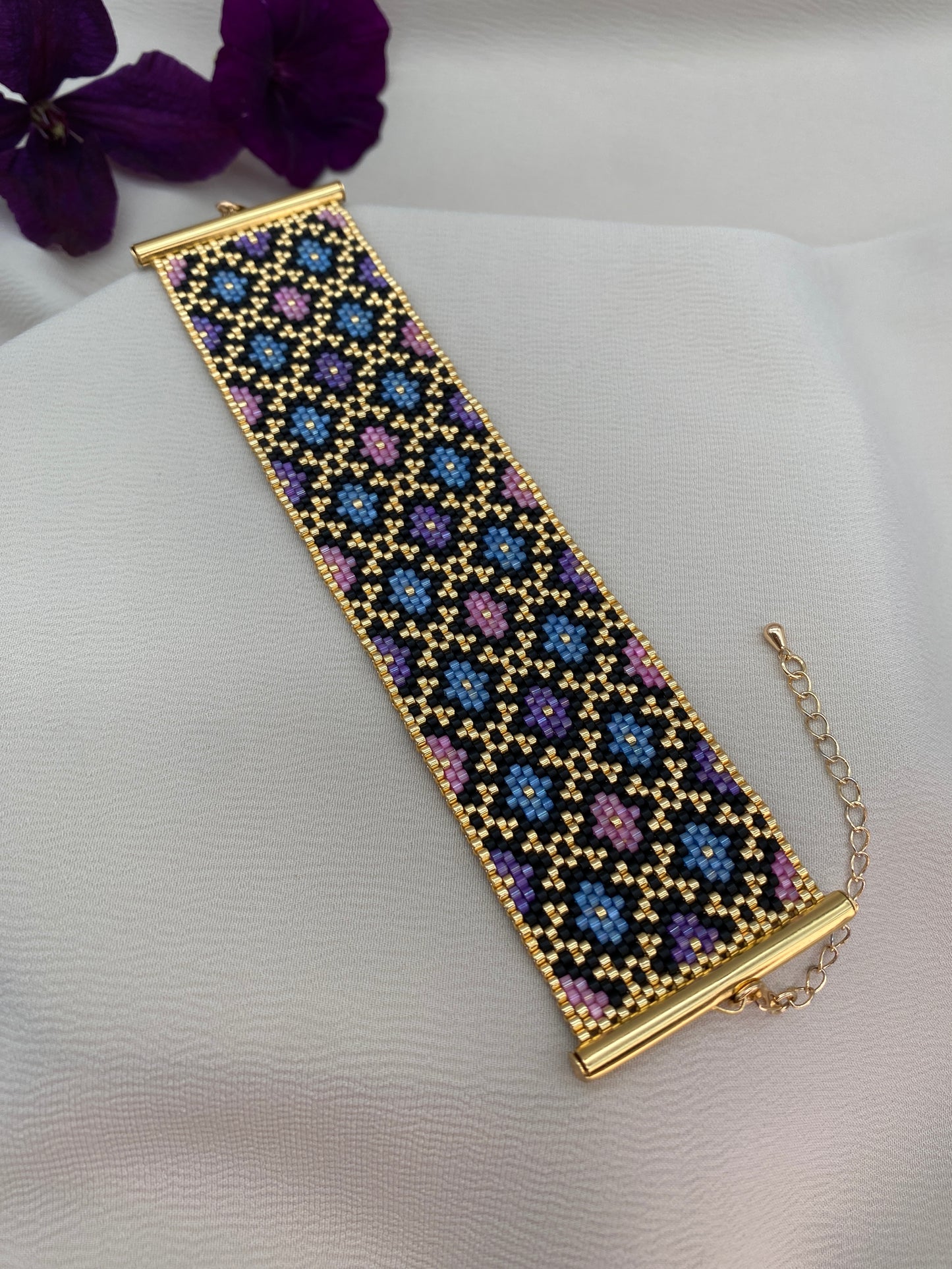 Miyuki Baroque Multicolor Satin Bracelet Pattern (PDF file)