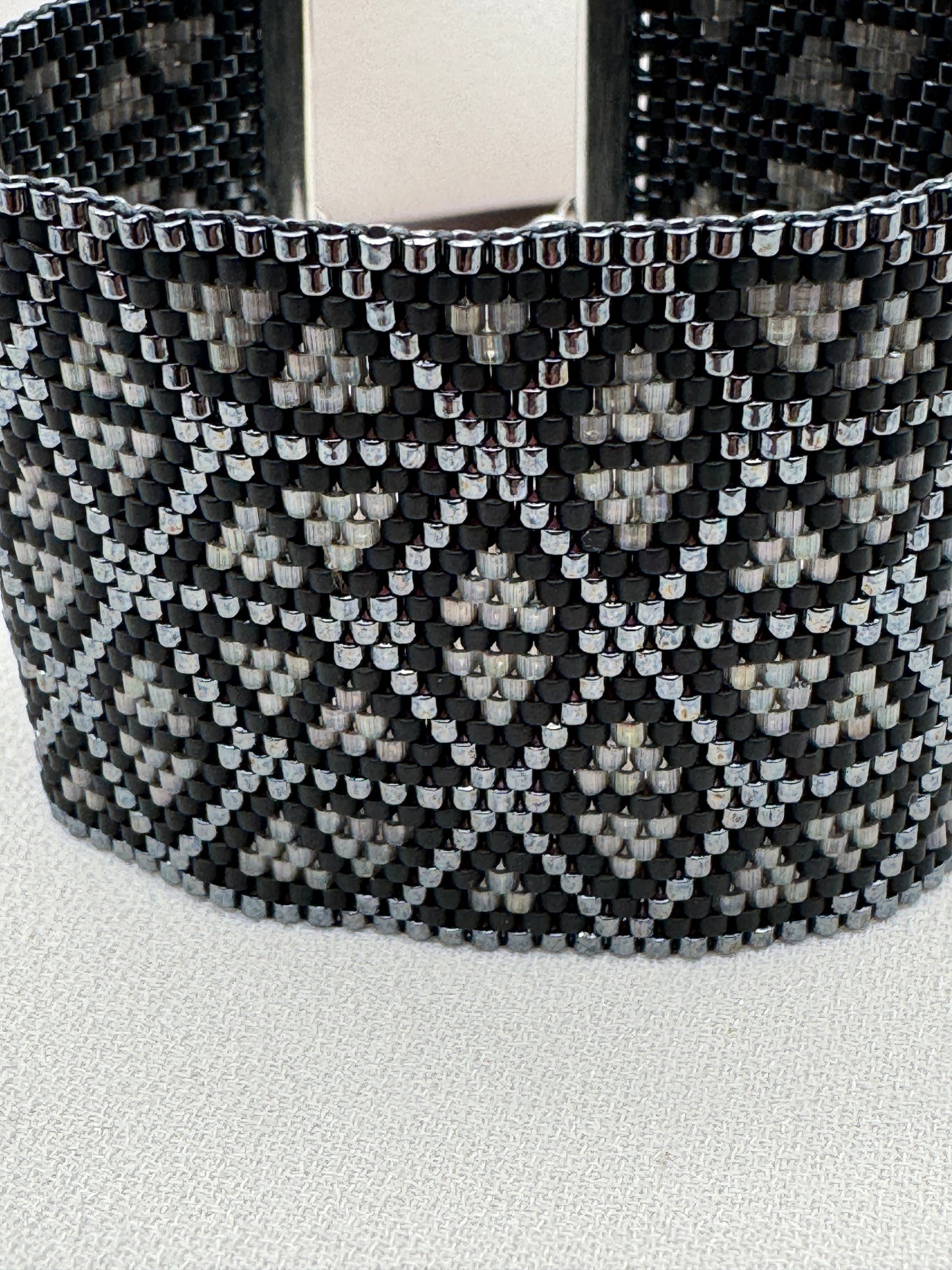 Miyuki Dark Passion Satin Bracelet Pattern (PDF file)