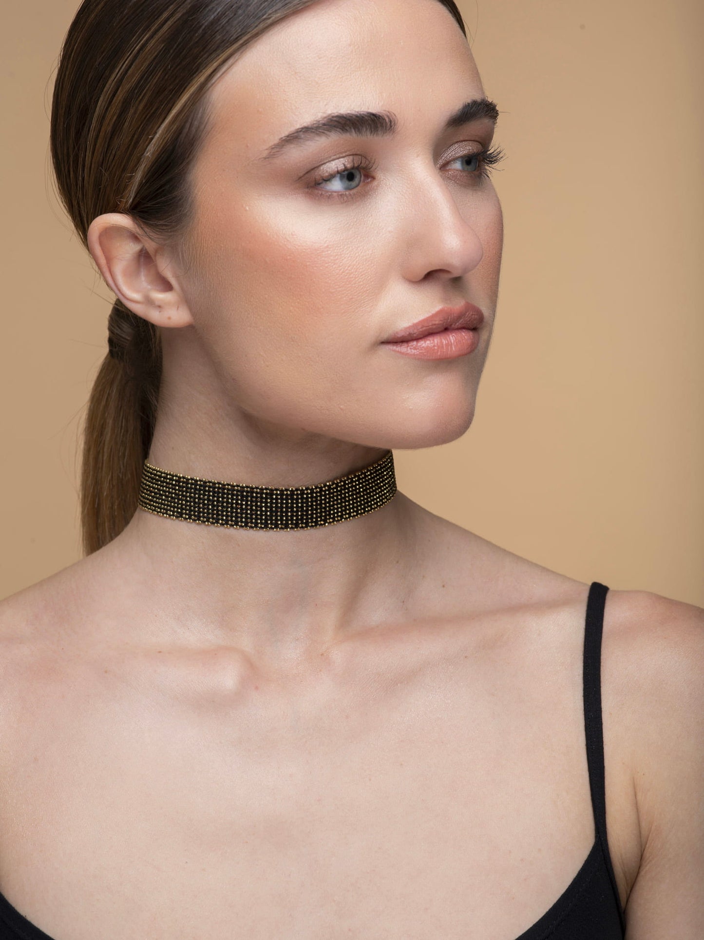 Collar “Texture” - Black & Yellow Gold plated